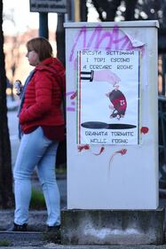 Poster contro il Torino: "Topi granata tornate nelle fogne" 3