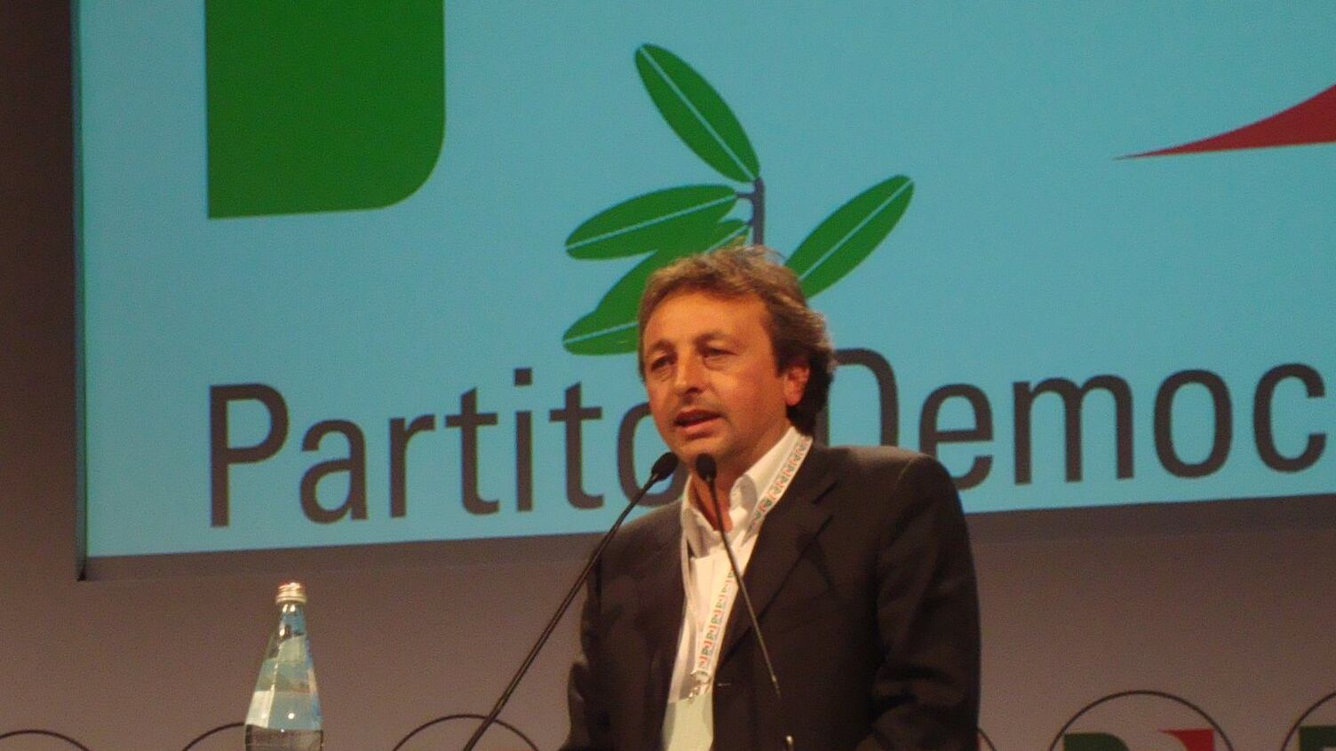 Ex sindaco Pd: "Io vittima di un errore giudiziario. Pd non insegua M5S"