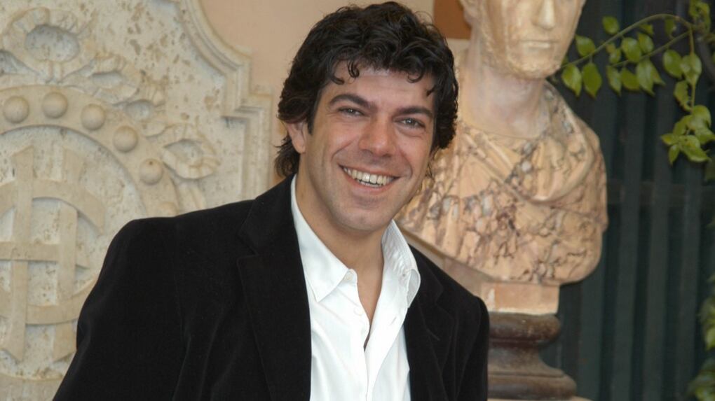 Favino: "Ora faccio ridere come Arlecchino Poi torno alla mafia"