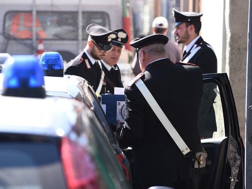 Crotone, aggressione al poliziotto che uccise un 44enne: arrestate quattro persone