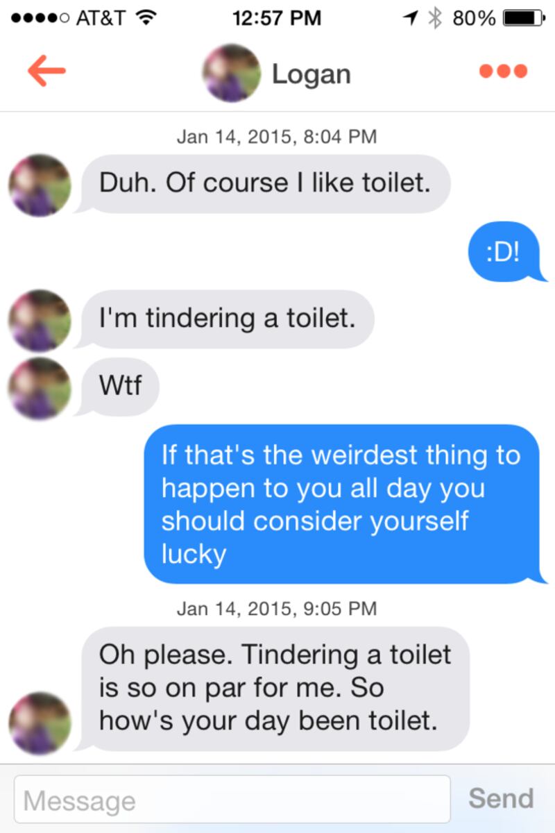 Oilet: il water che ha ricevuto 200 consensi su Tinder 13