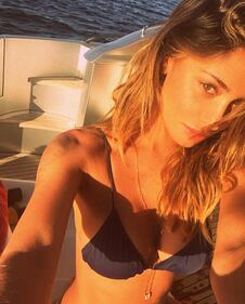 Belen Rodriguez al mare con Santiago, foto 2