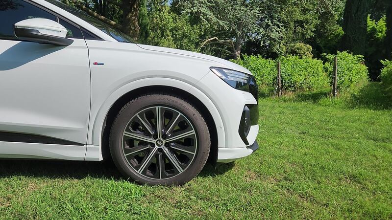 Audi Q4 Sportback 50 e-tron quattro: guarda tutte le foto 4