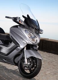 Suzuki Burgman 650 2013 7