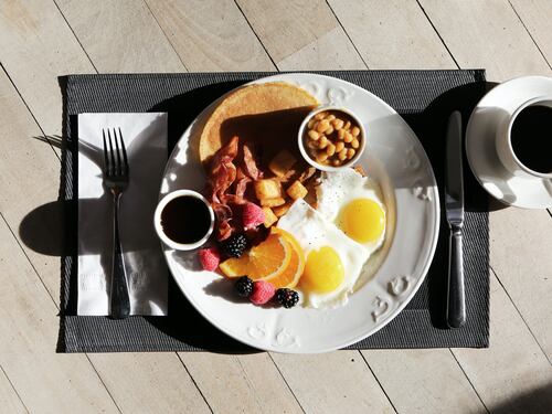 Cosa mangiare a colazione per aver una bella pelle a 60 anni