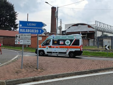 Si schianta aereo delle Frecce Tricolori nel Torinese, morta una bimba. Le immagini 7