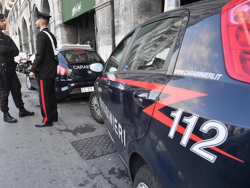Bologna, 19enne aggredito in centro da due nordafricani. La denuncia della madre: “Ha lesioni al volto”