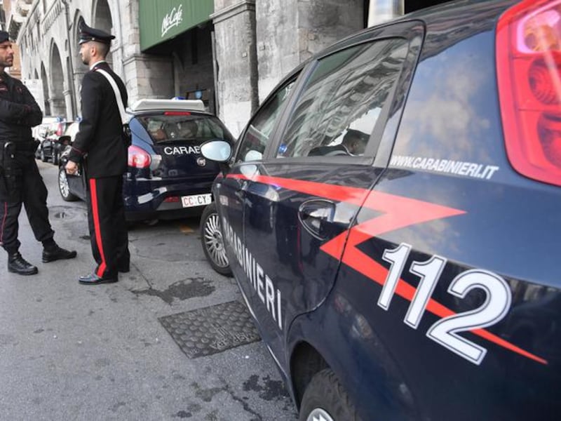Bologna, 19enne aggredito in centro da due nordafricani. La denuncia della madre: “Ha lesioni al volto”