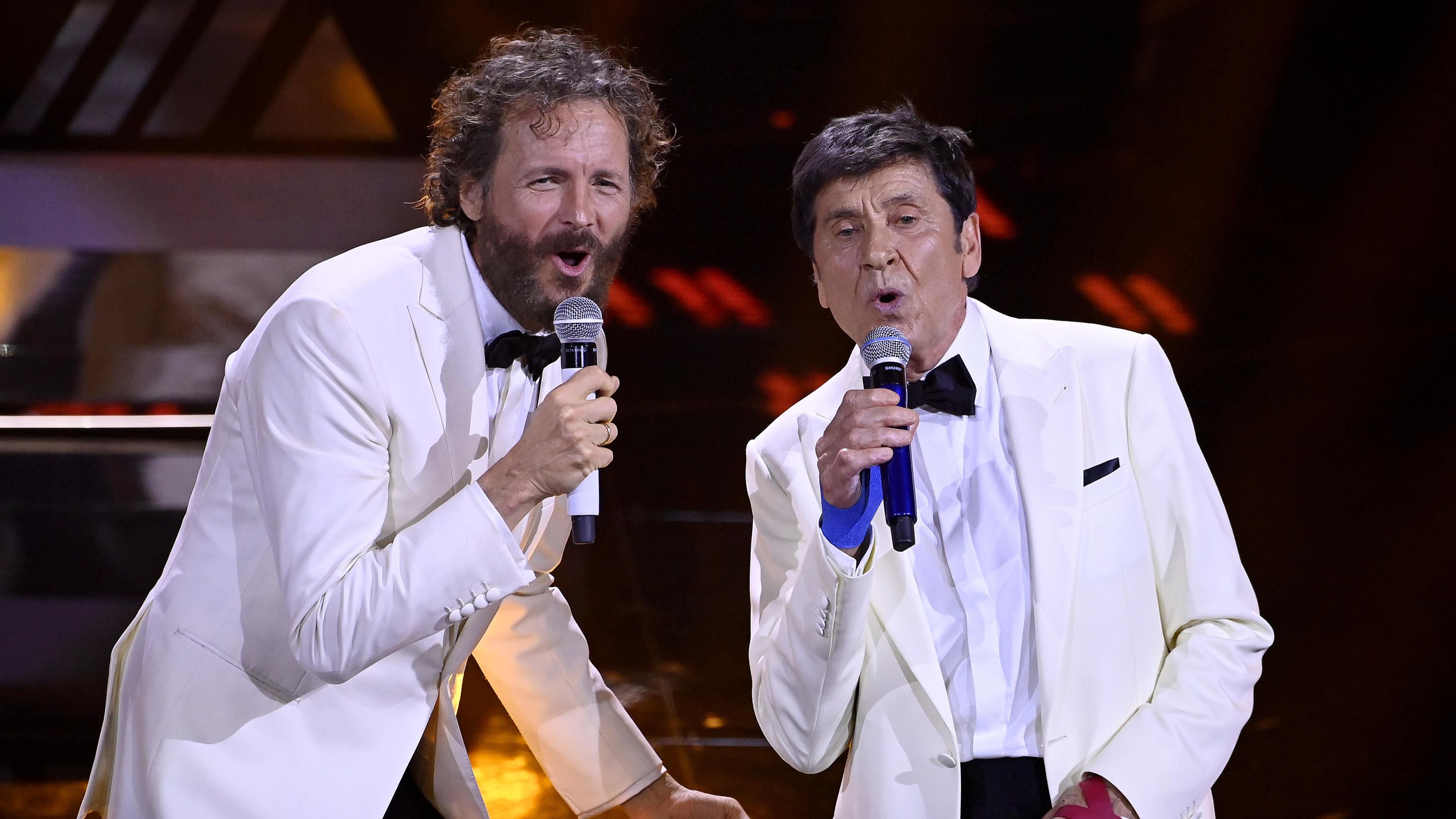 Una tribù di "cover" che ballano