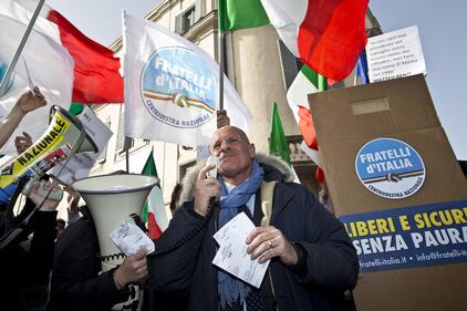 La protesta di Fratelli d'Italia 12