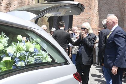 Vanzina, tutto il cinema italiano presente ai funerali 18