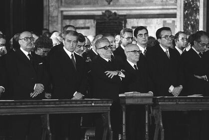 Giulio Andreotti, statista per 60 anni al centro della politica 19