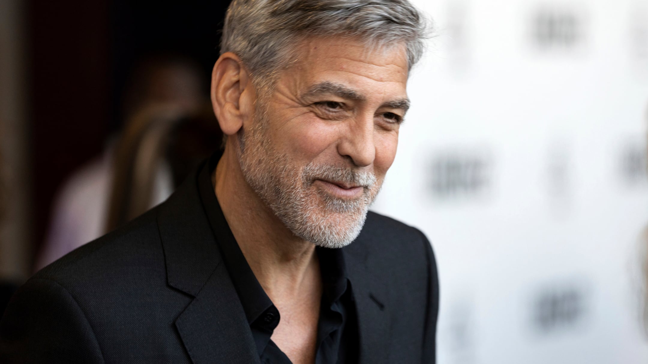 Festival di Venezia, a George Clooney il Leone d'oro alla carriera: "Onore immenso ma significa che sto invecchiando"