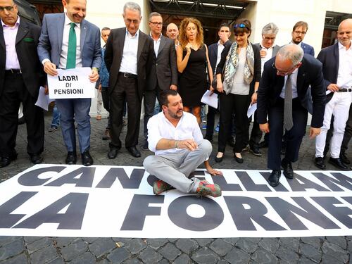 Renzi perde tempo sugli esodati. E la Lega occupa il ministero dell'Economia