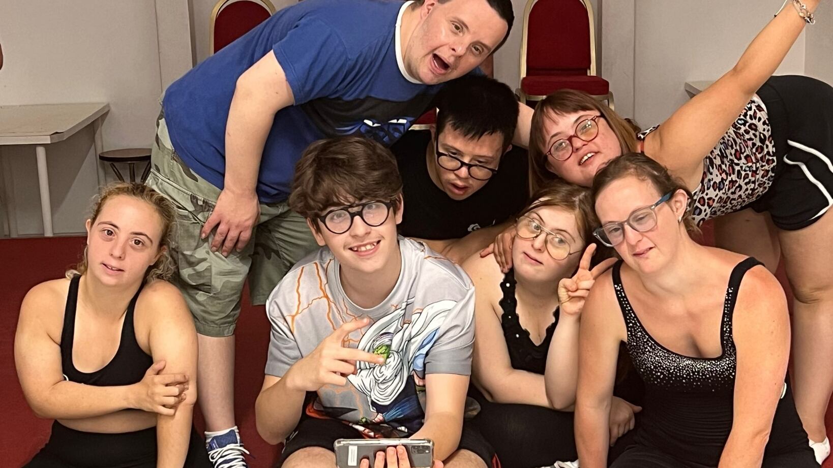 "AbracaDown", la magia dello spettacolo inclusivo dei ragazzi con sindrome di Down