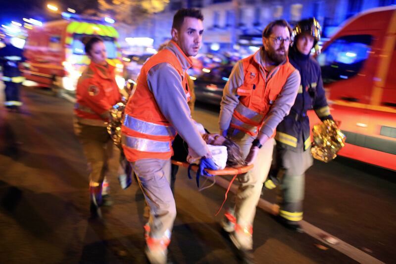 Il massacro dell'Isis a Parigi 10 anni fa 15
