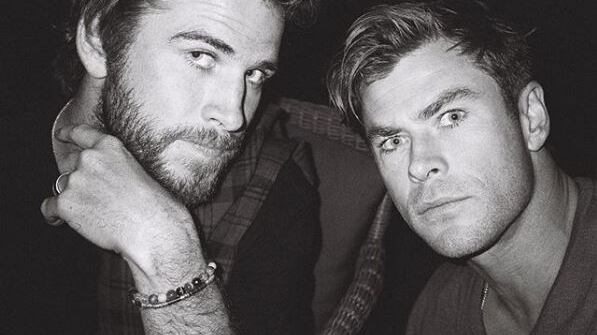 Chris e Liam Hemsworth: un selfie da 2 milioni di like
