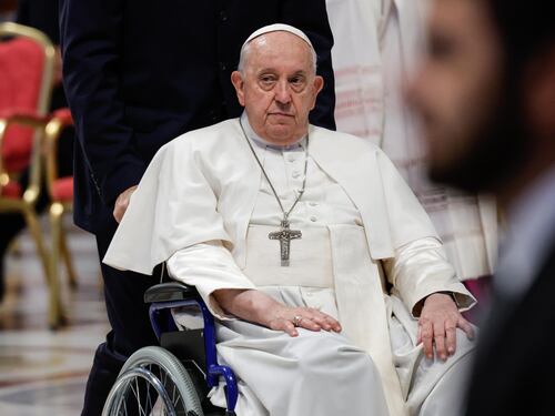 Il Papa sulla crisi in Israele: "Due popoli due Stati soluzione saggia"