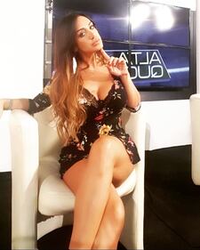 Marika Fruscio, scollatura da urlo 9