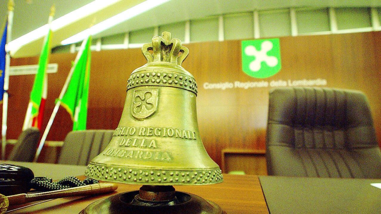 Regione, corsa a inventare nuovi gruppi