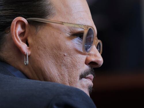 La risposta di Johnny Depp all'assoluzione: un disco rock