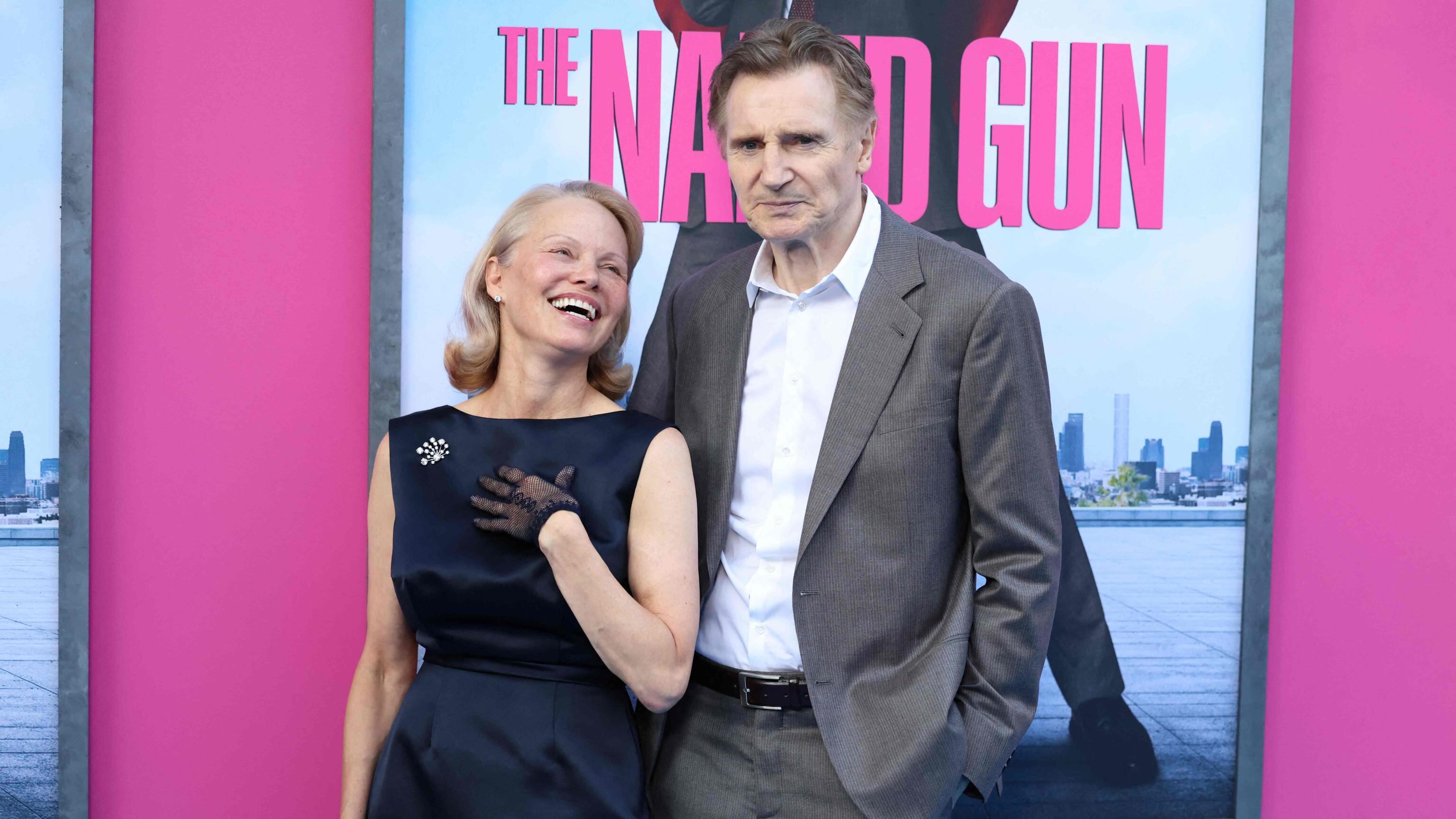 Liam Neeson e Pamela Anderson sono una coppia?