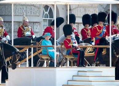 Regina Elisabetta II, le foto del capo del Regno Unito 9