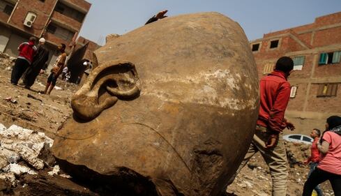 Il Cairo, trovata grande statua di Ramses II 1