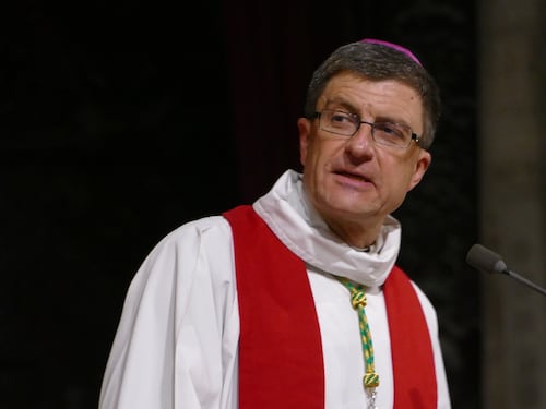 Preti pedofili, la chiesa vende i palazzi