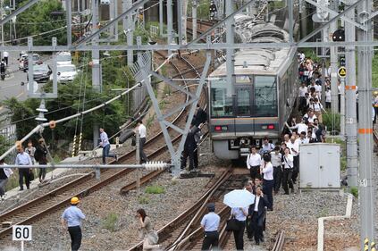 Giappone, terremoto colpisce Osaka 20