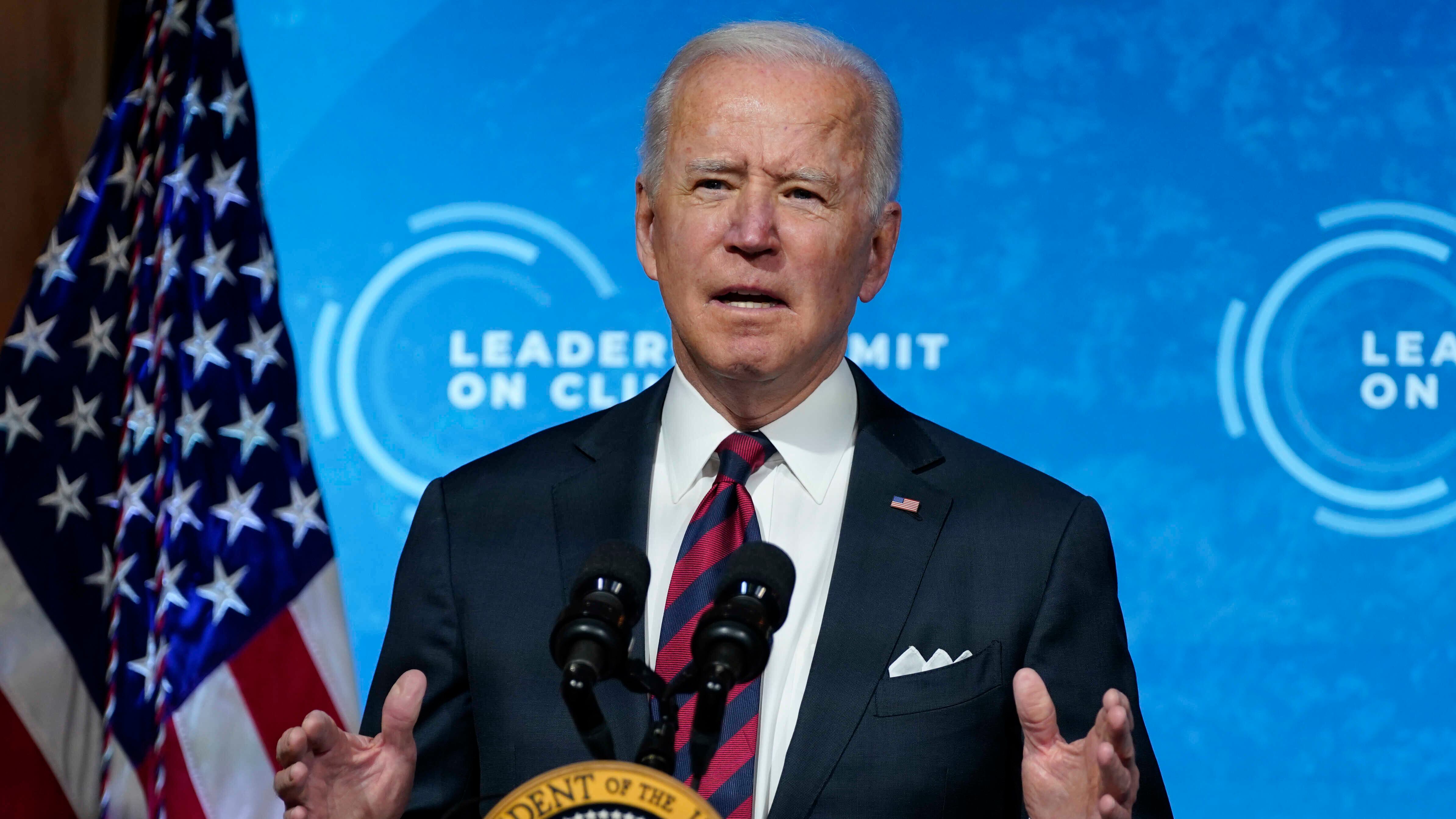 Biden non molla su Wuhan. Ira di Pechino: "Ora basta"