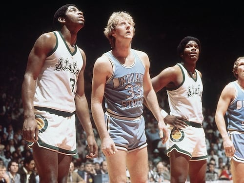 Bird contro Magic, come nacque la mitica rivalità del basket anni '80