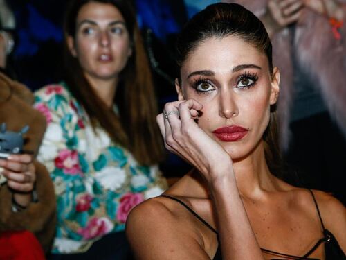 Belen Rodriguez, primi baci in pubblico con Andrea Iannone
