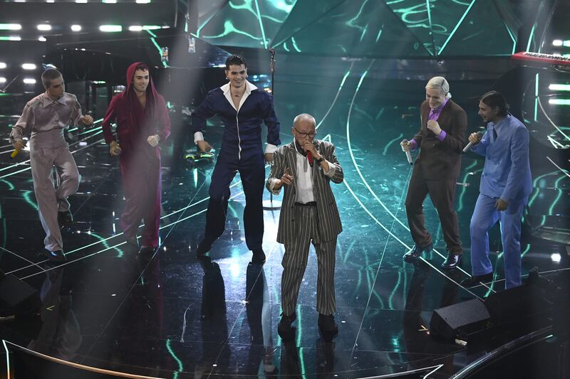 Sanremo 2024: ecco il look della quarta serata del Festival dei Bnkr44 3