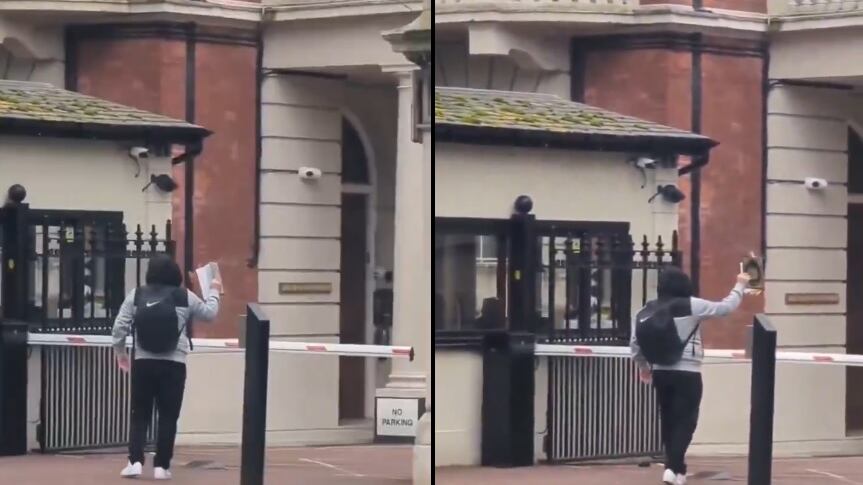 Londra, assolto in appello l'attivista anti-Islam che bruciò il Corano