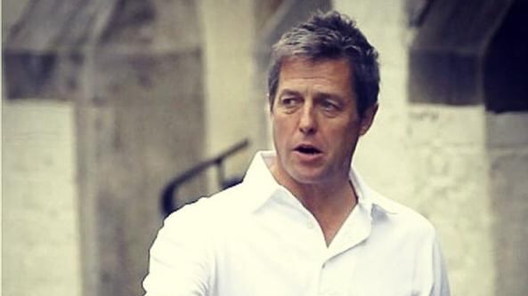 "Ora stanno facendo a pezzi sua moglie". Hugh Grant sta con Harry
