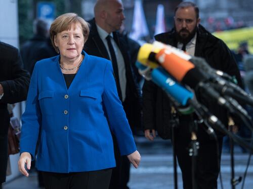 Germania, Merkel: "Restano grossi ostacoli alla formazione del governo"