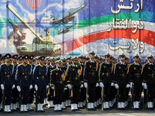 La Casa Bianca pensa a nuove sanzioni, l'Iran lancia un altro missile