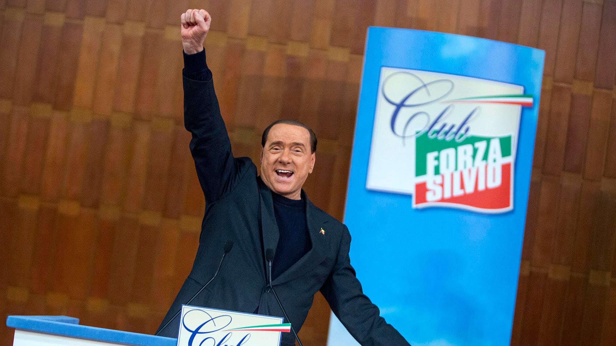 Le firme a sostegno di Silvio Berlusconi