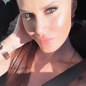 Lady Zarate hot sui social: gli scatti della modella Natalie Weber 13