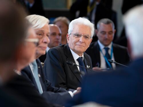 Mattarella stoppa l'ira di Salvini. Ma non lo faccia in nome di Scalfaro