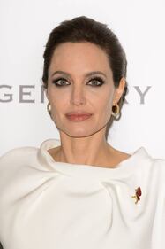 Angelina Jolie, 40 anni da diva: attrice impegnata, donna supersexy 41