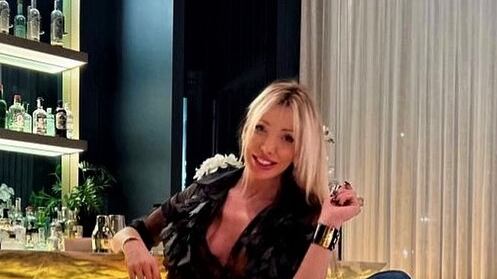 Legata e rapinata in casa: notte di terrore per l'ex top model