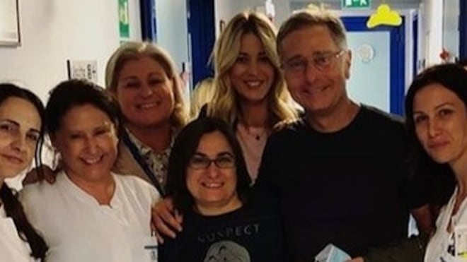 Paolo Bonolis in ospedale dal figlio malato di Elena Santarelli