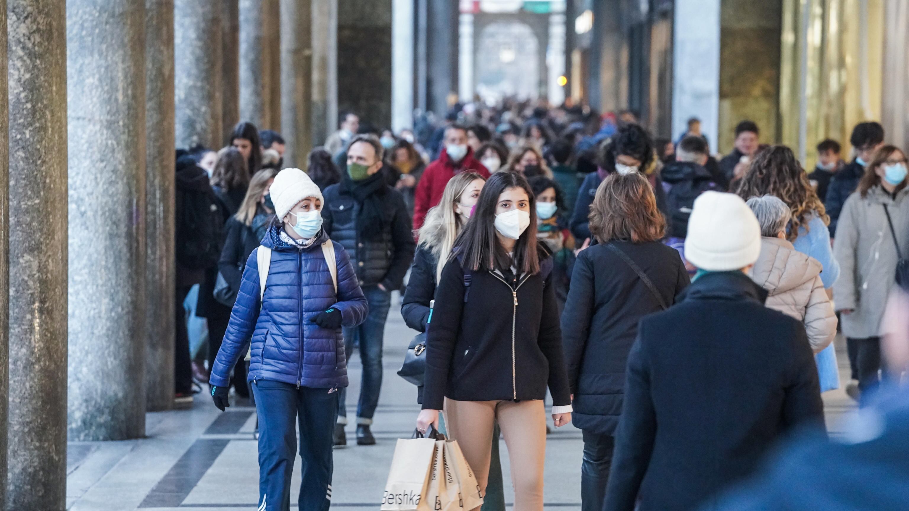 Covid, da lunedì la Lombardia diventa gialla