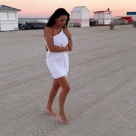 Erjona Sulejmani hot sui social: gli scatti sexy dell'ex di Dzemaili 9