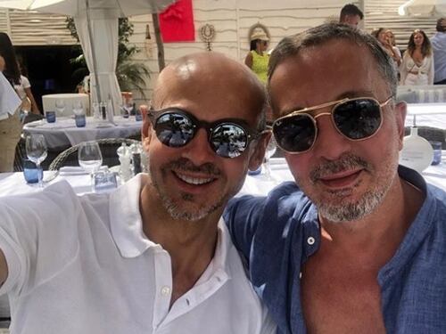Enzo Miccio mostra sui social il compagno, ma un dettaglio non sfugge ai fan
