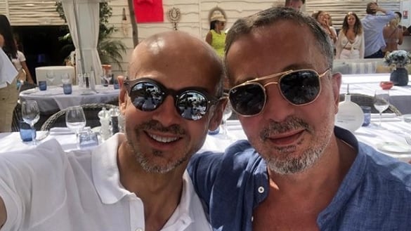 Enzo Miccio mostra sui social il compagno, ma un dettaglio non sfugge ai fan
