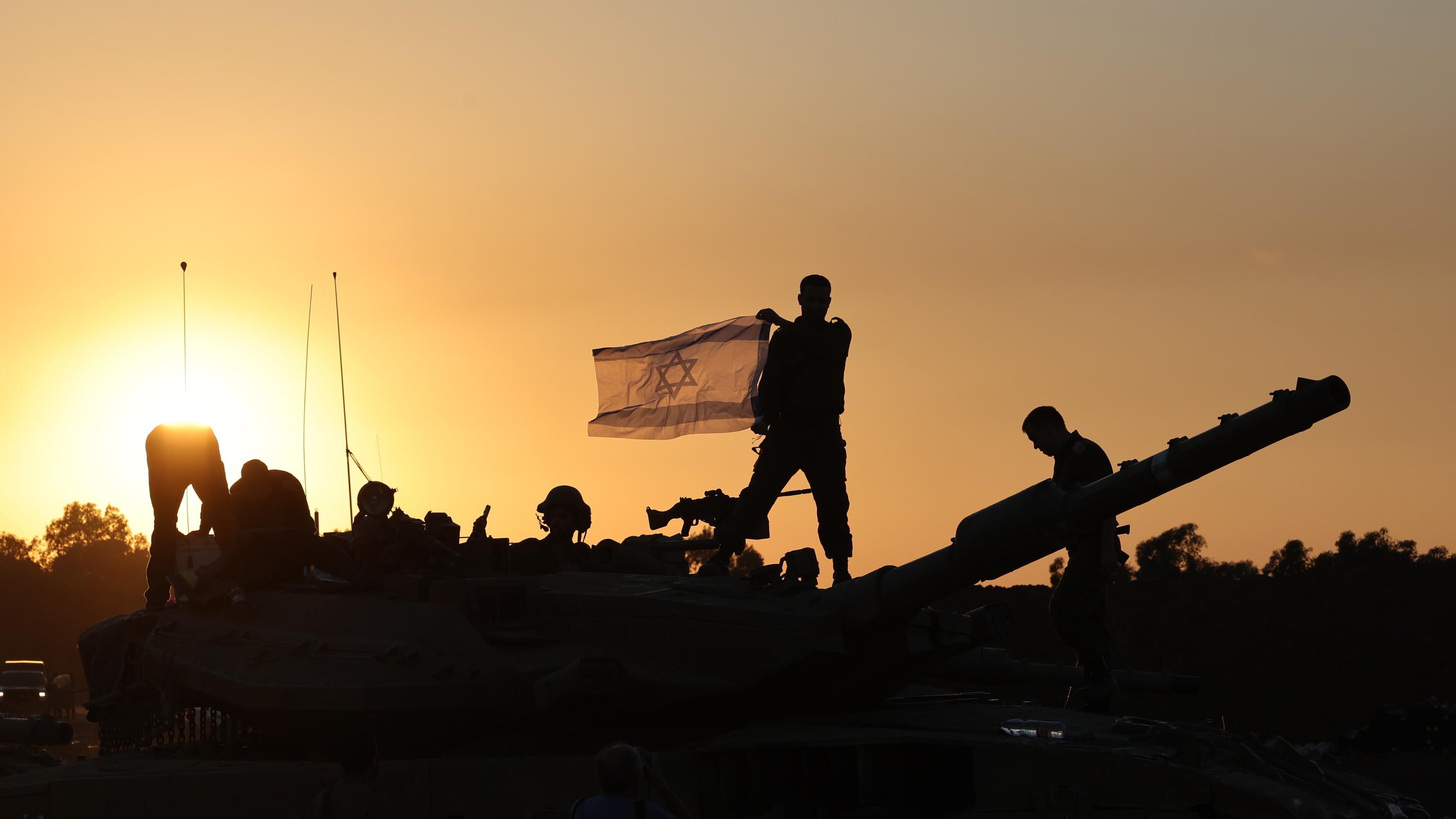 "Non è il momento per il cessate il fuoco". Ma Blinken chiede a Israele di ridurre i danni sui civili