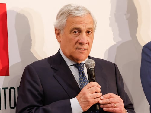 Alleati a confronto. Tajani a Salvini: "No alla retorica anti-europeista. L'Ue è la soluzione non il problema"